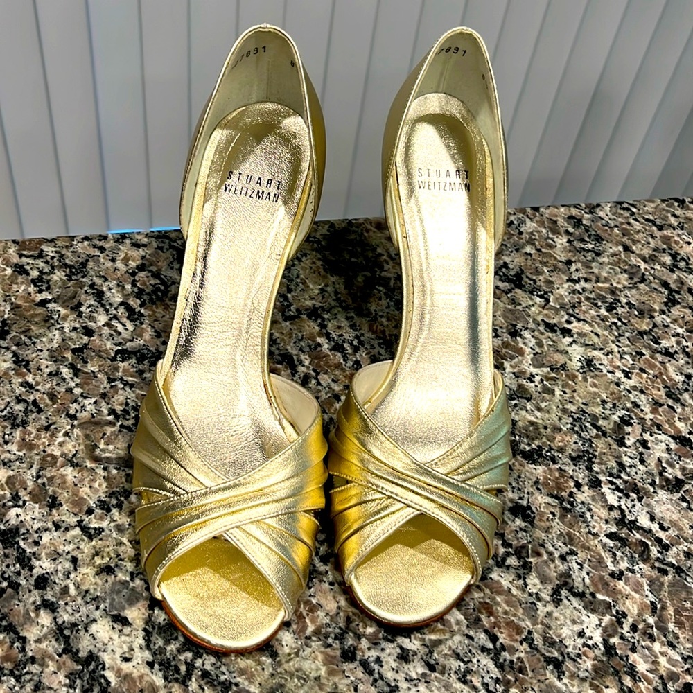 Stuart Weitzman Gold Heels - image 1